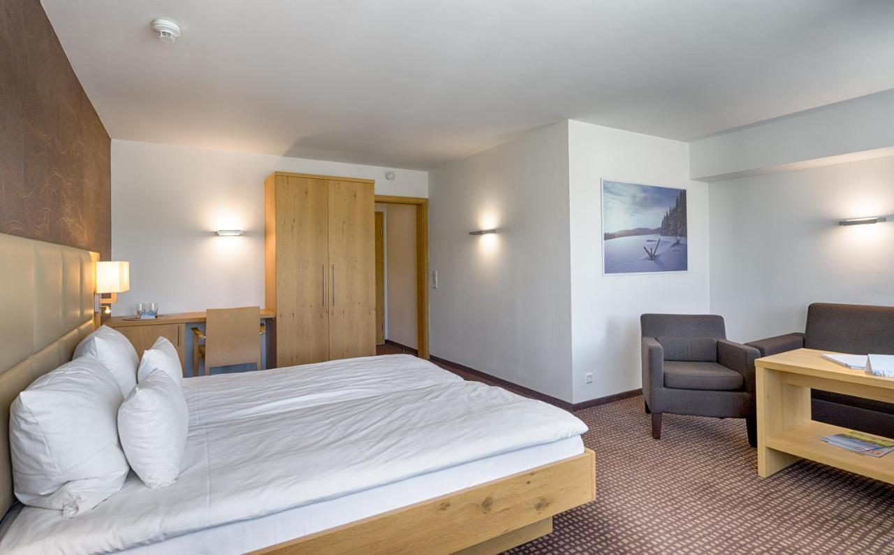 Brugger'S Hotelpark Am See 蒂蒂湖-新城 外观 照片
